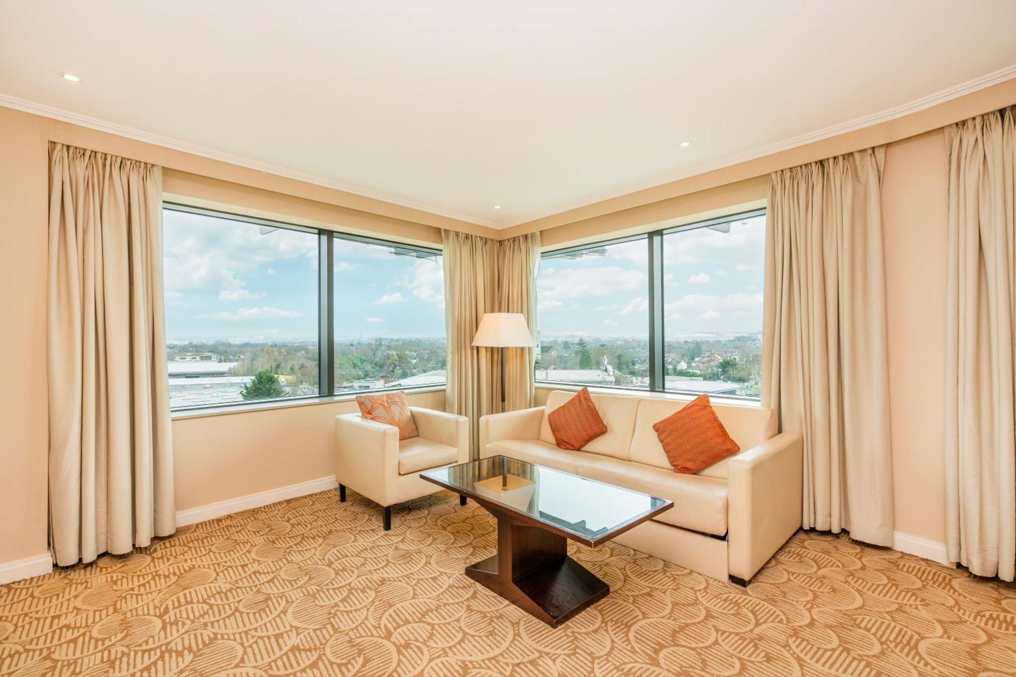 London Twickenham Stadium Hotel, A Member Of Radisson Individuals Ngoại thất bức ảnh
