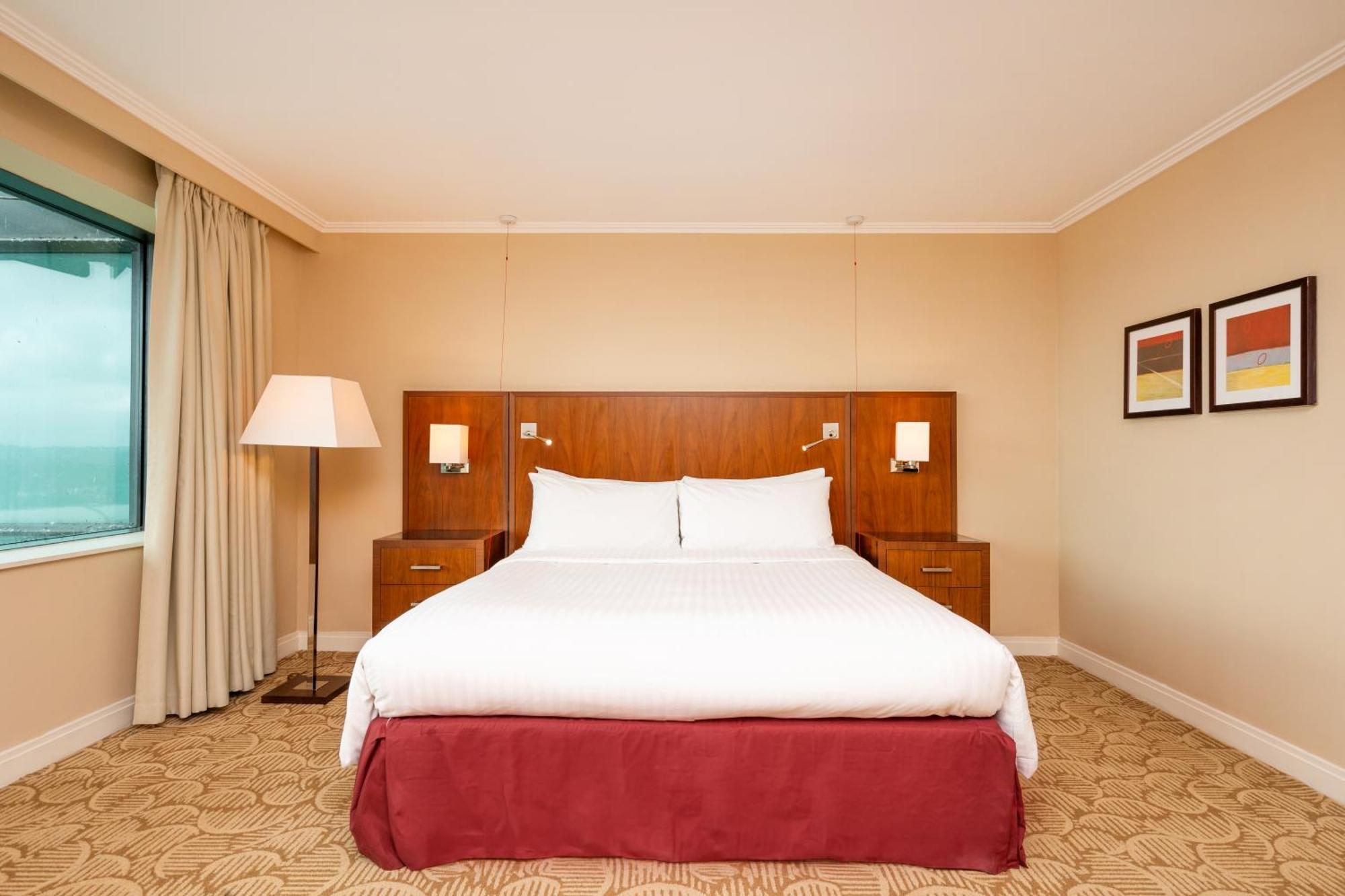 London Twickenham Stadium Hotel, A Member Of Radisson Individuals Ngoại thất bức ảnh