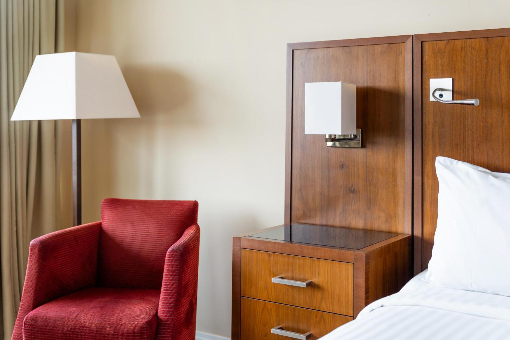 London Twickenham Stadium Hotel, A Member Of Radisson Individuals Ngoại thất bức ảnh