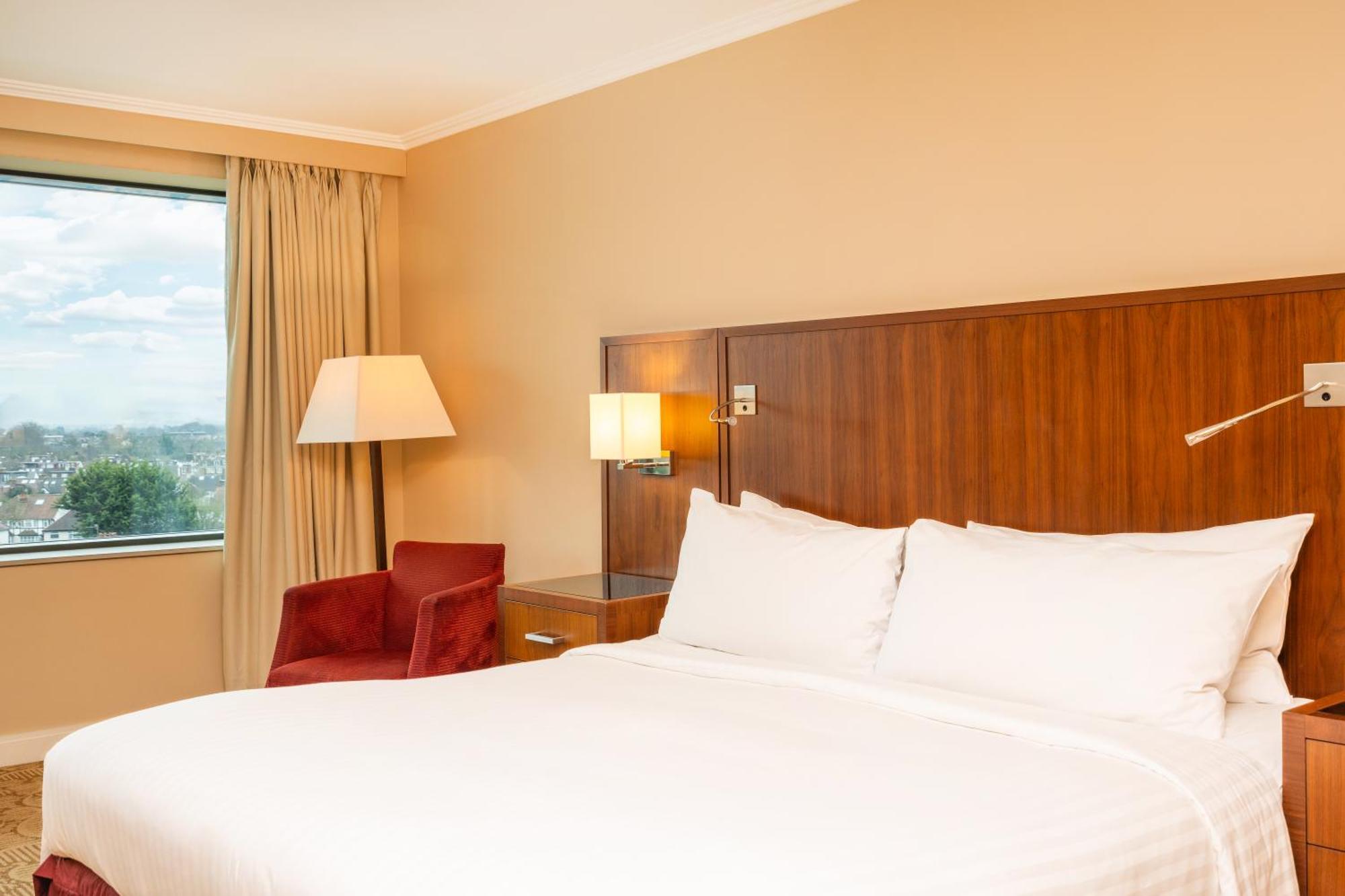 London Twickenham Stadium Hotel, A Member Of Radisson Individuals Ngoại thất bức ảnh